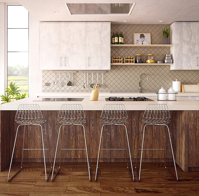 Reformas en casa: quitar los azulejos de la cocina para renovar su aspecto